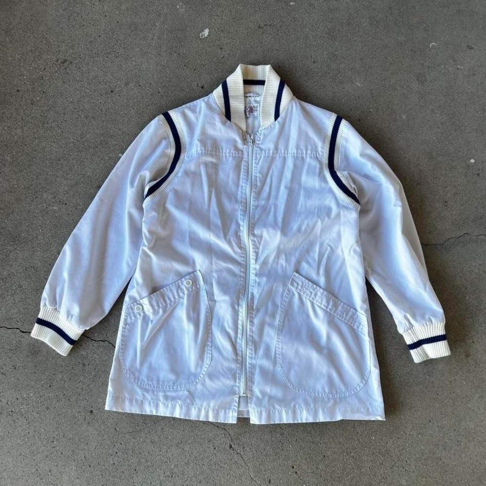 Vintage 80s white zip up long bomber style jacket